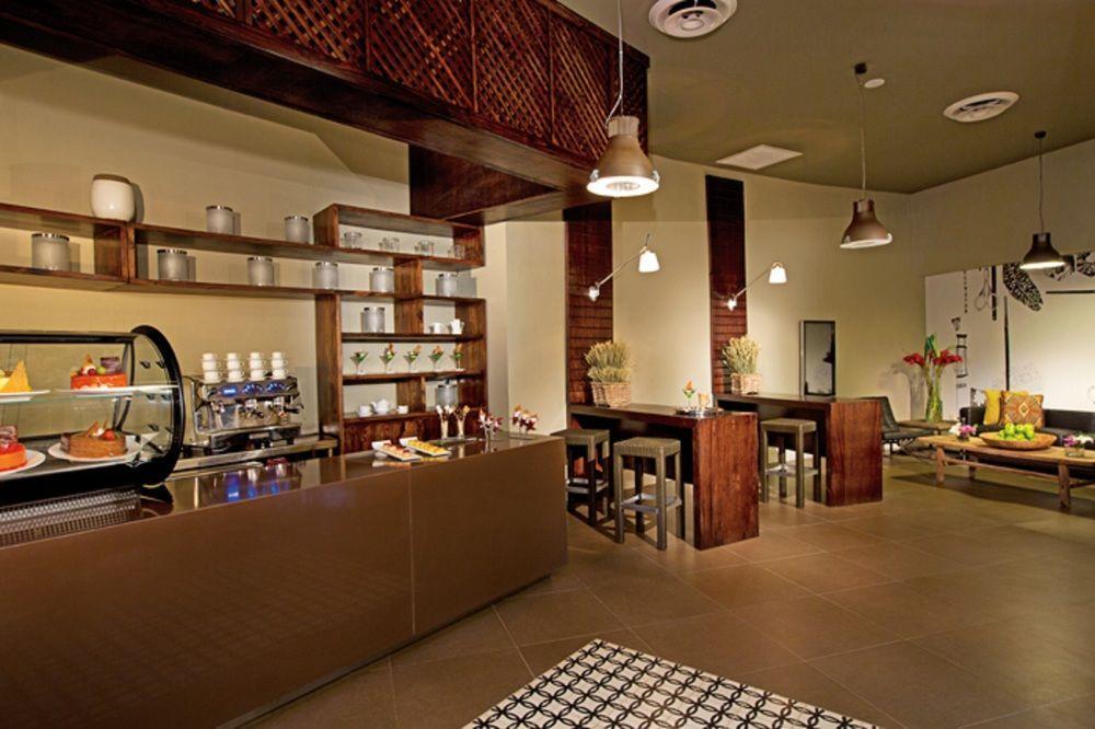 Breathless Punta Cana Resort & Spa (Adults Only) Εξωτερικό φωτογραφία The interior of the coffee shop