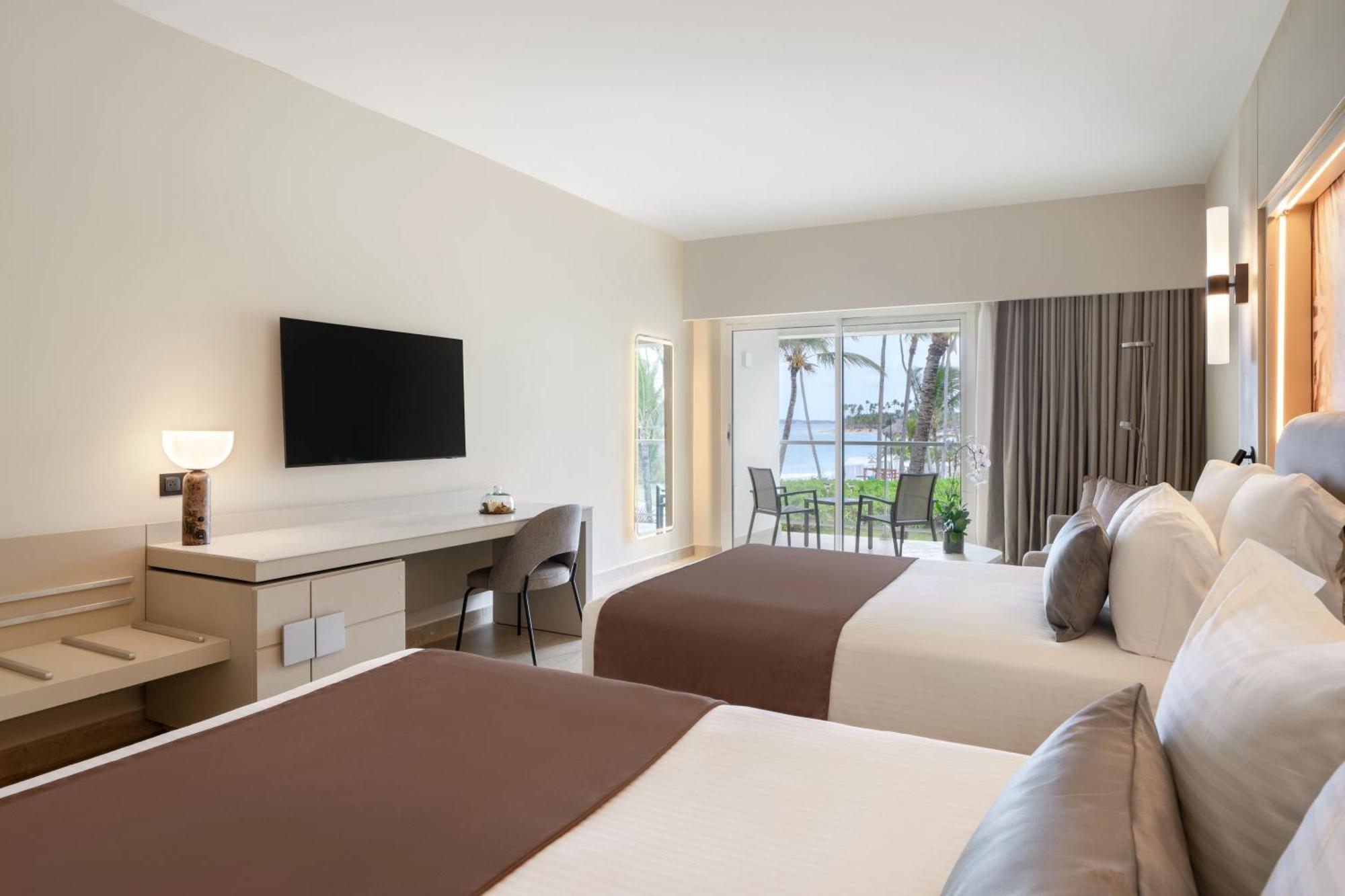 Breathless Punta Cana Resort & Spa (Adults Only) Εξωτερικό φωτογραφία A room at the Hilton San Diego Bayfront