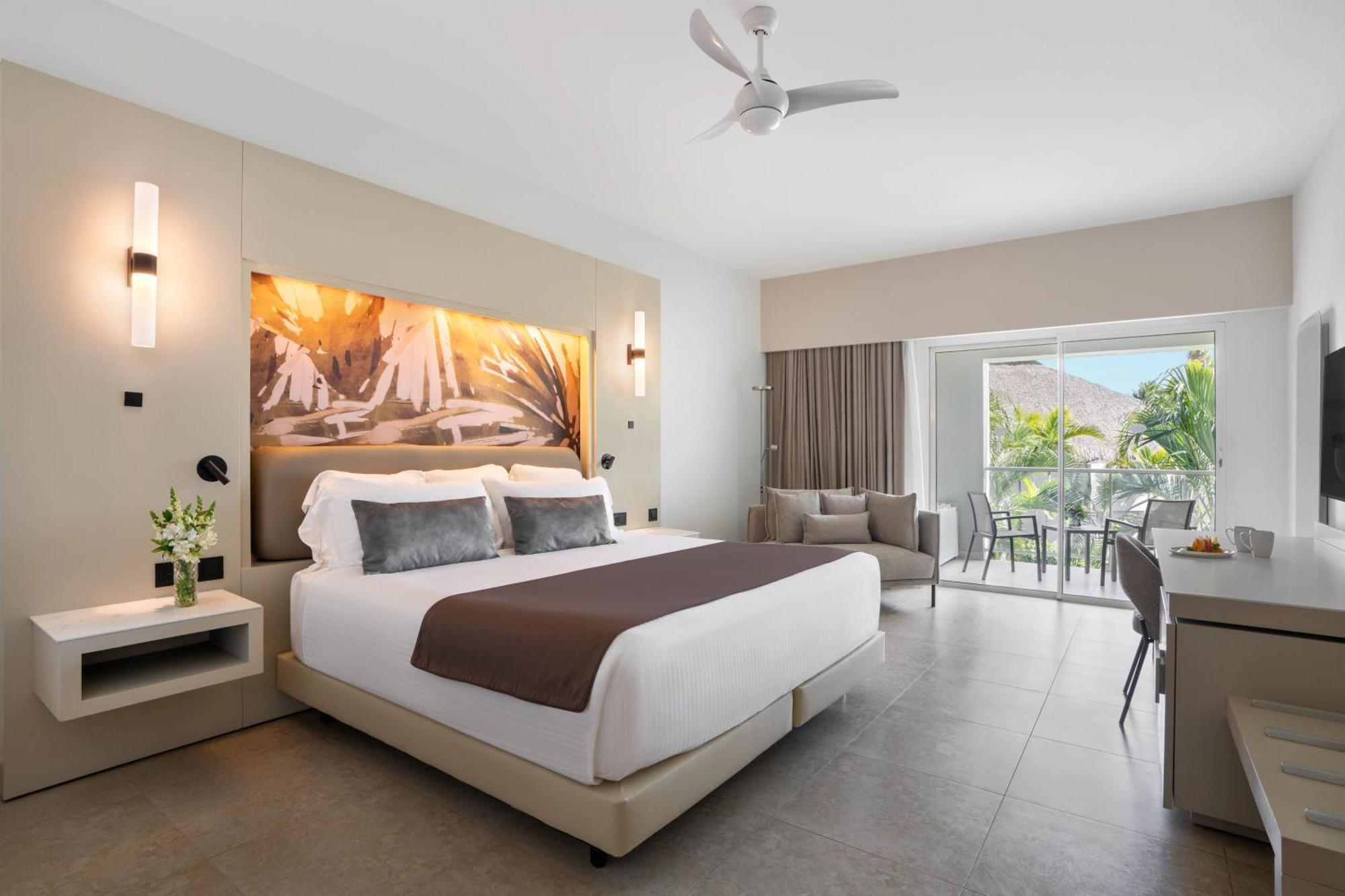 Breathless Punta Cana Resort & Spa (Adults Only) Εξωτερικό φωτογραφία Junior Suite